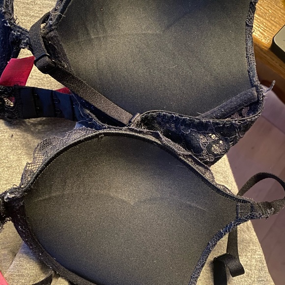 Set of 2 Hello Sugar push up bras black lace 32C only worn a handful of times - Picture 3 of 4